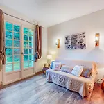 3 Bedroom Awesome In *