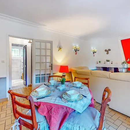 Σπίτι διακοπών 3 Bedroom Gorgeous In Meschers-sur-Gironde